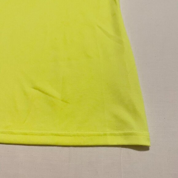Under Armour Womens Shirt Size Small Heatgear Semi Fitted Tshirt Vneck - Picture 14 of 15
